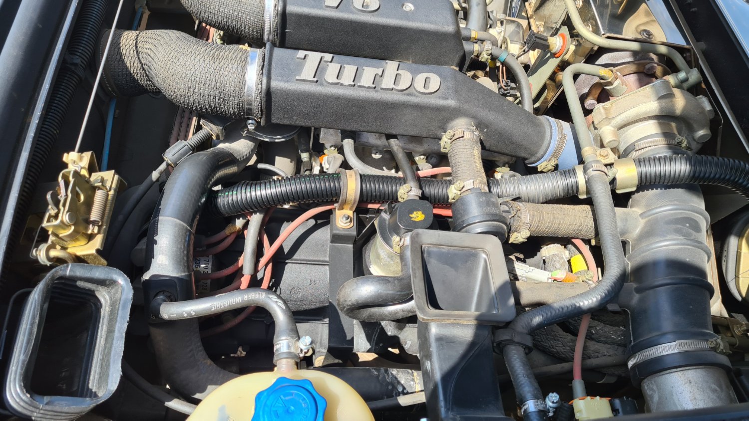 Alpine GTA V6 TURBO MILLE MILES ROUGE METAL - 35